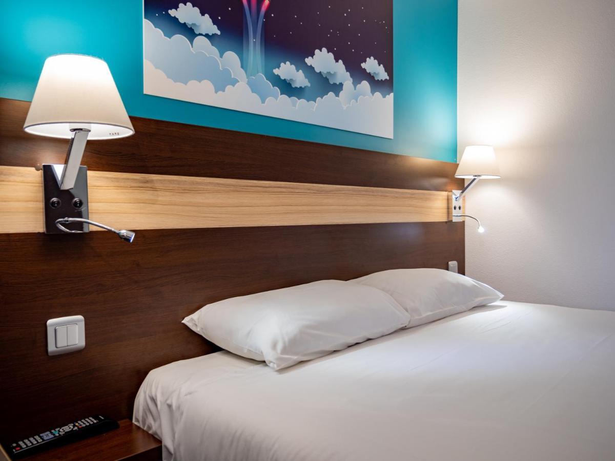 Contact Hotel Restaurant La Chaumiere Entre Orgeval Et Flins A13 Sortie 8 Les Mureaux Εξωτερικό φωτογραφία