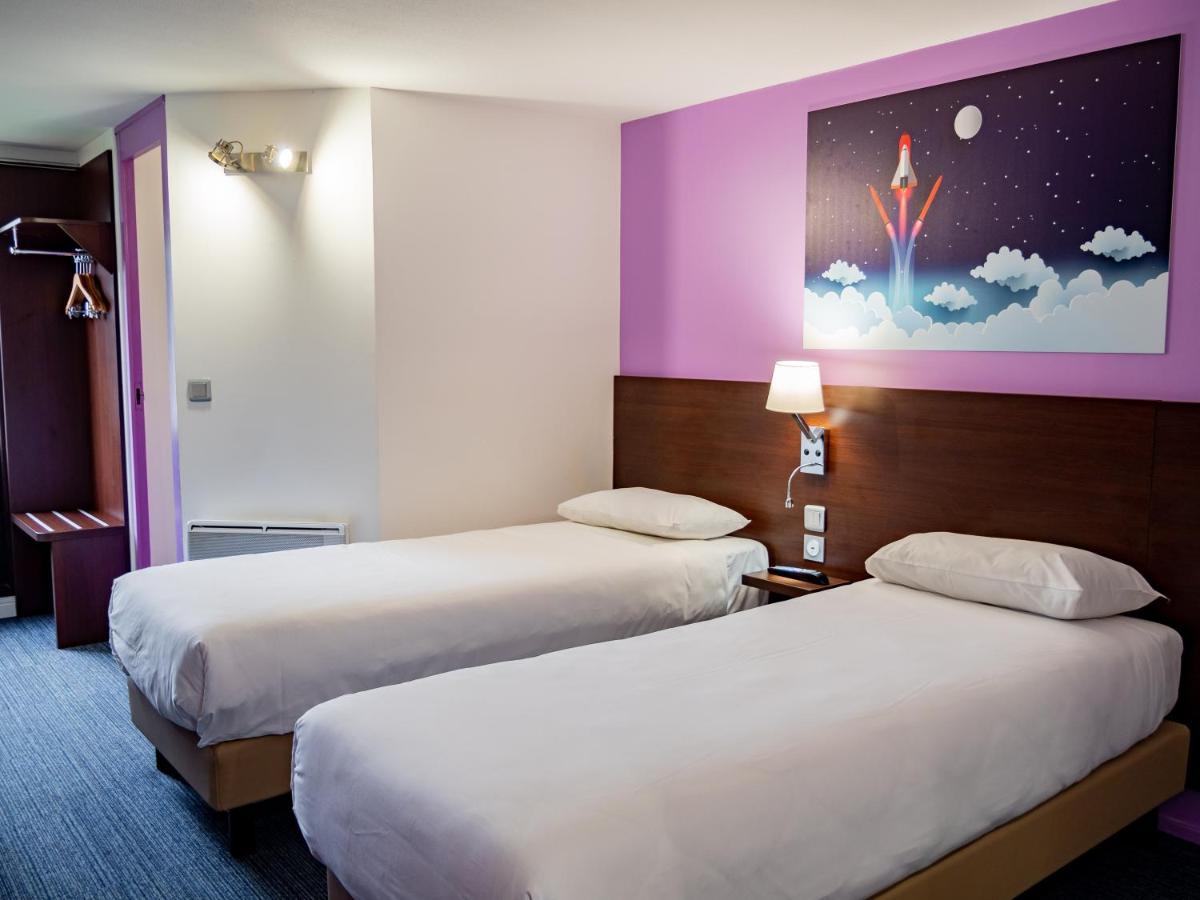 Contact Hotel Restaurant La Chaumiere Entre Orgeval Et Flins A13 Sortie 8 Les Mureaux Εξωτερικό φωτογραφία