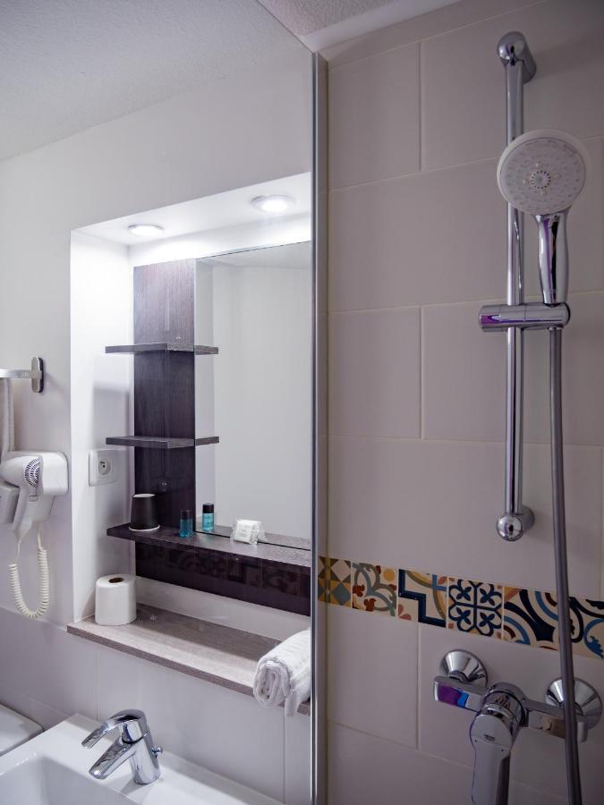 Contact Hotel Restaurant La Chaumiere Entre Orgeval Et Flins A13 Sortie 8 Les Mureaux Εξωτερικό φωτογραφία