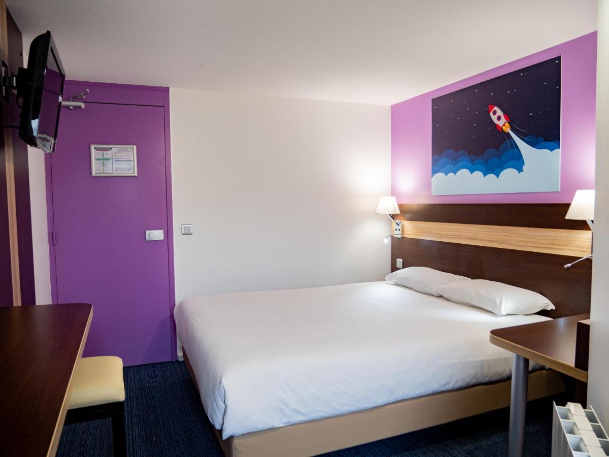 Contact Hotel Restaurant La Chaumiere Entre Orgeval Et Flins A13 Sortie 8 Les Mureaux Εξωτερικό φωτογραφία