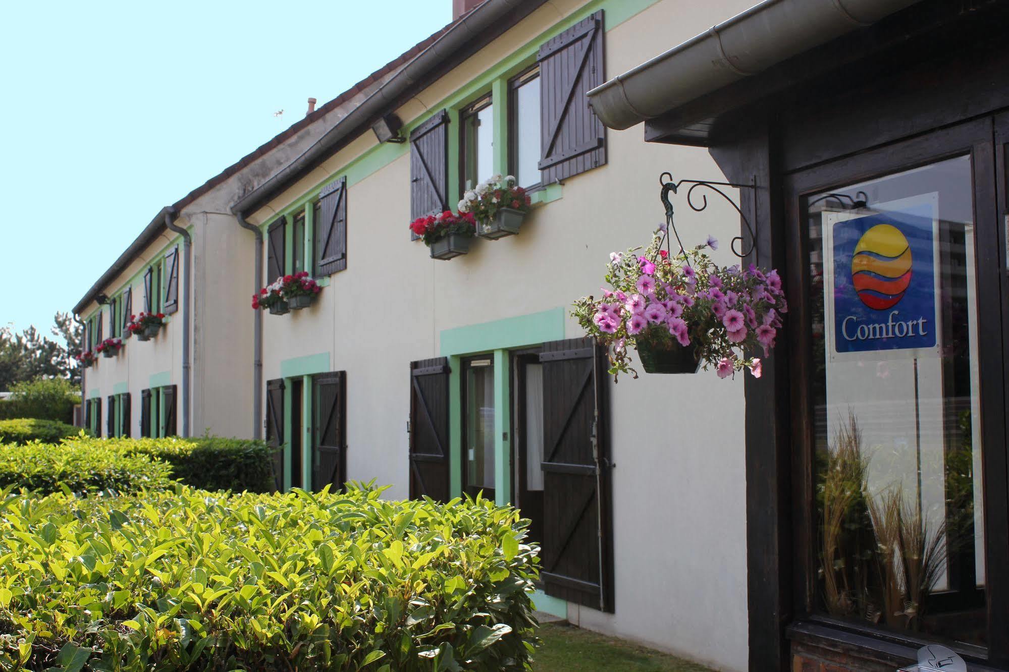 Contact Hotel Restaurant La Chaumiere Entre Orgeval Et Flins A13 Sortie 8 Les Mureaux Εξωτερικό φωτογραφία
