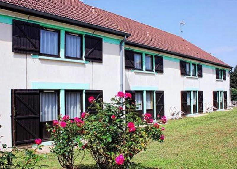 Contact Hotel Restaurant La Chaumiere Entre Orgeval Et Flins A13 Sortie 8 Les Mureaux Εξωτερικό φωτογραφία
