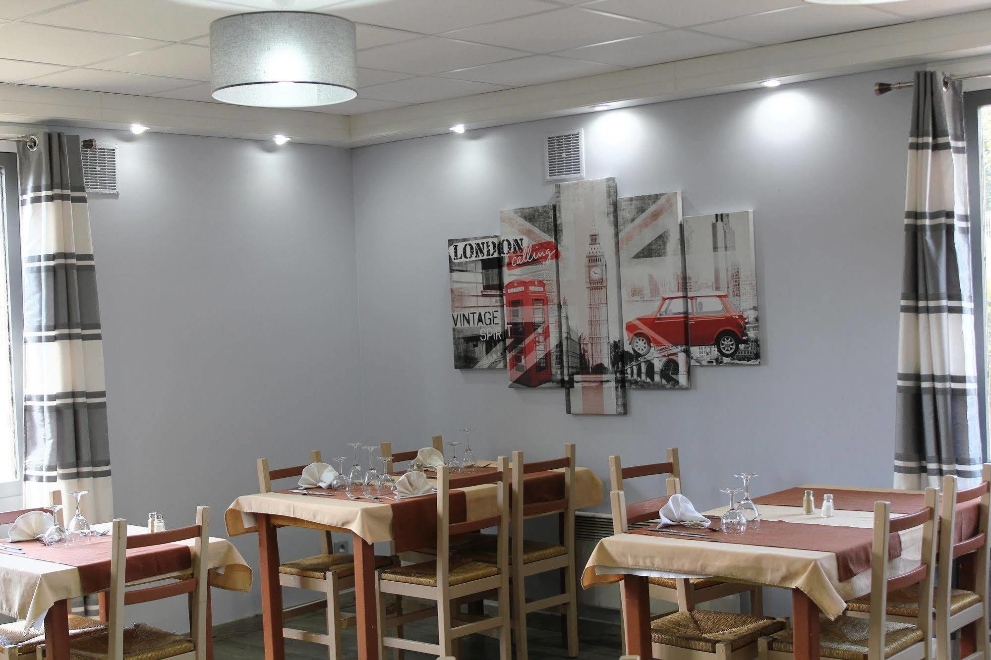 Contact Hotel Restaurant La Chaumiere Entre Orgeval Et Flins A13 Sortie 8 Les Mureaux Εξωτερικό φωτογραφία
